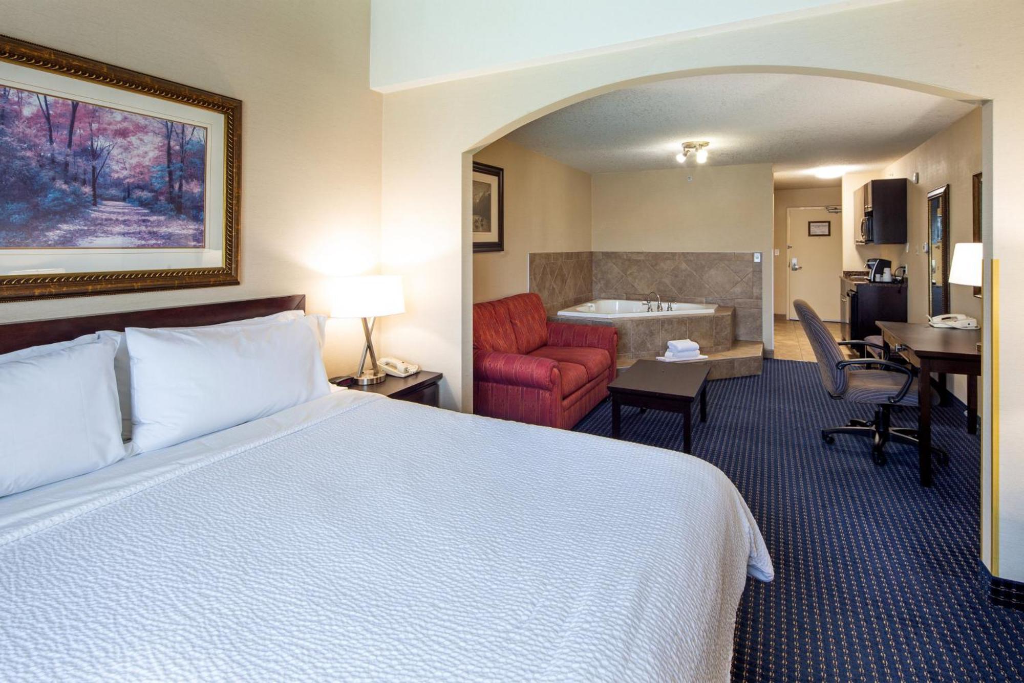 Holiday Inn Express Hotel & Suites Edson By Ihg Exteriör bild