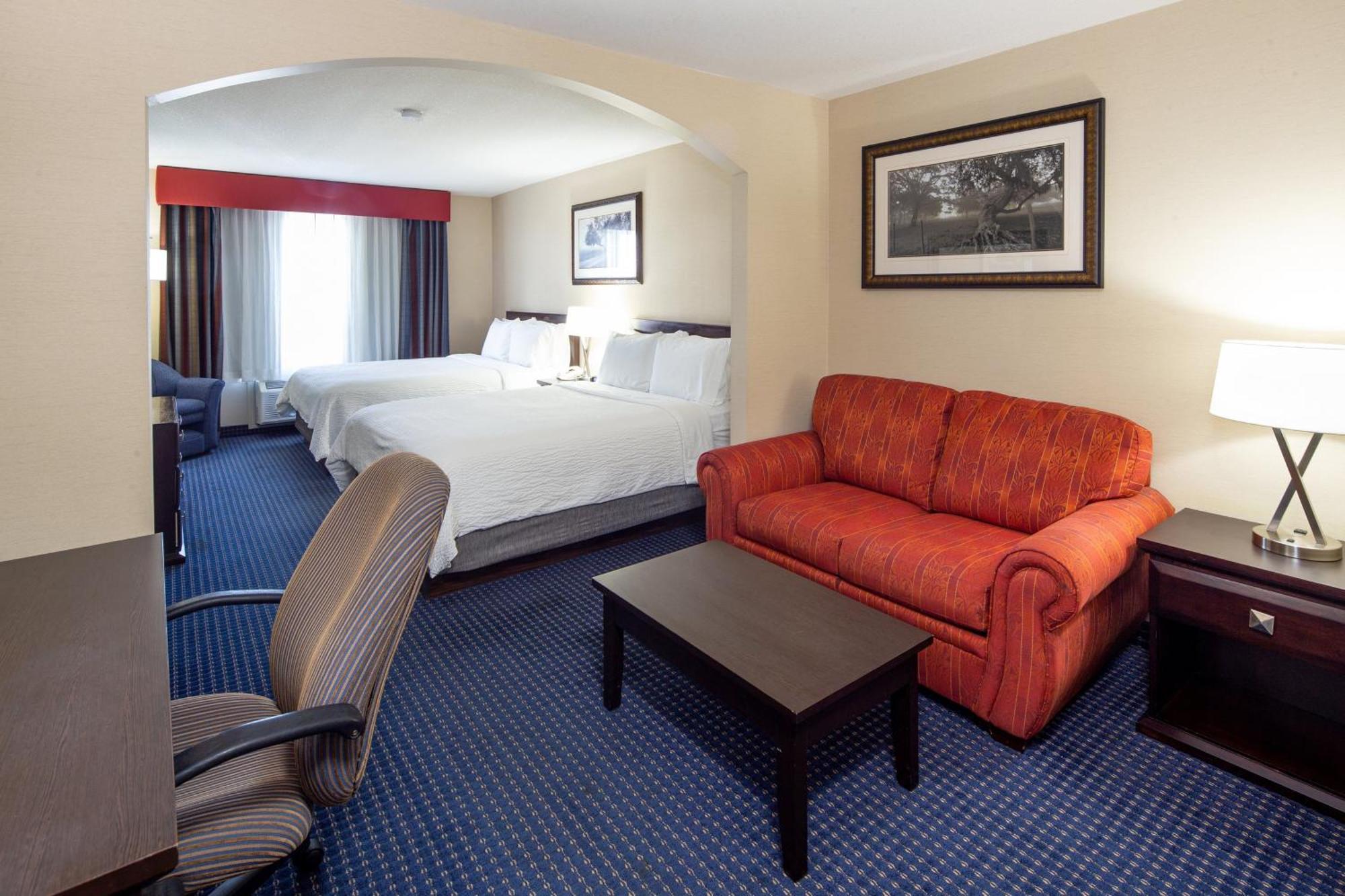 Holiday Inn Express Hotel & Suites Edson By Ihg Exteriör bild
