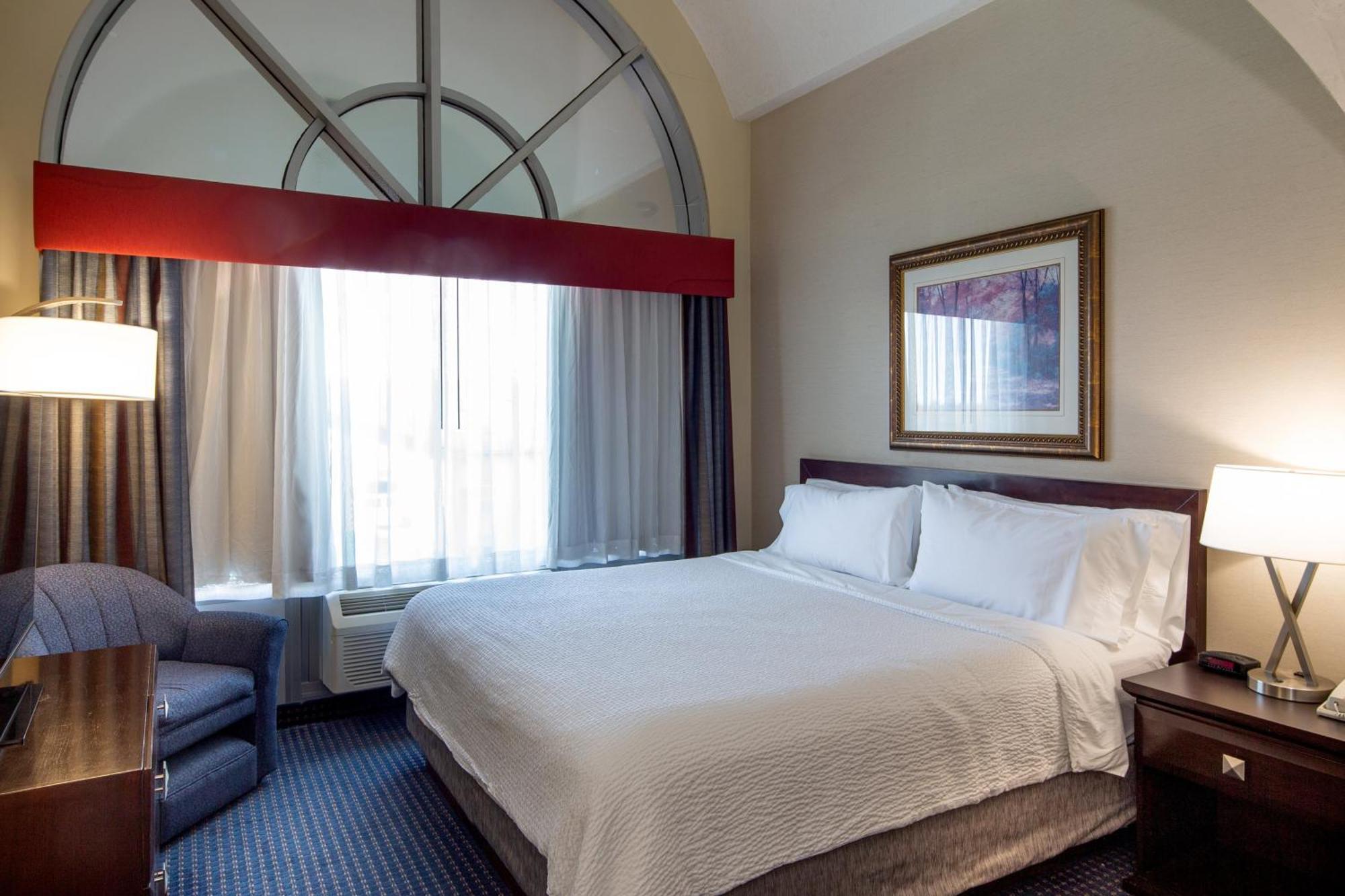 Holiday Inn Express Hotel & Suites Edson By Ihg Exteriör bild