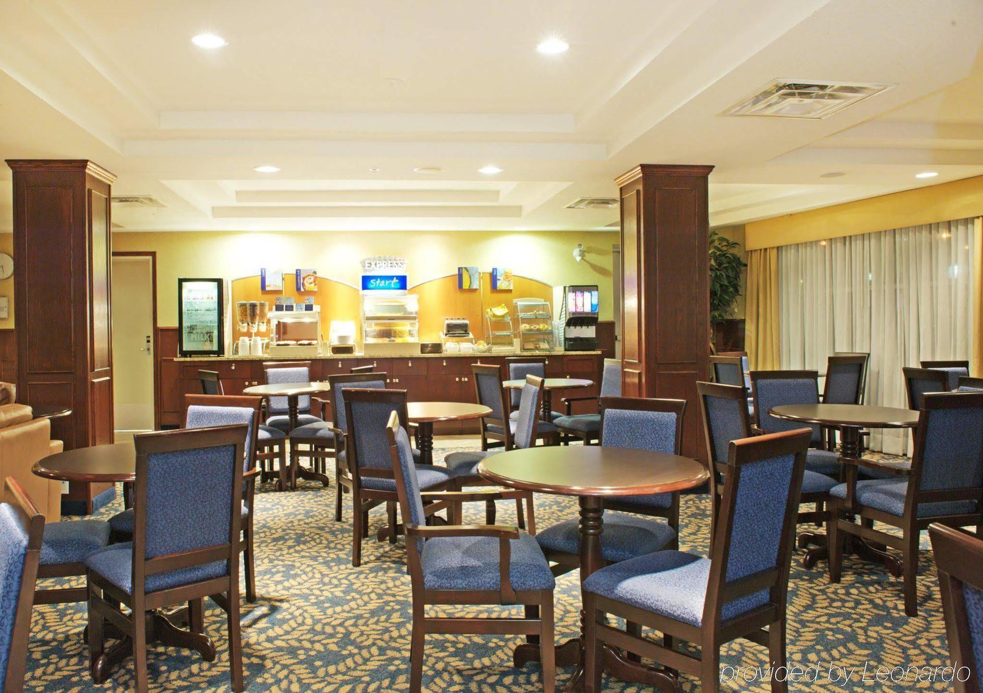 Holiday Inn Express Hotel & Suites Edson, An Ihg Hotel Exteriör bild