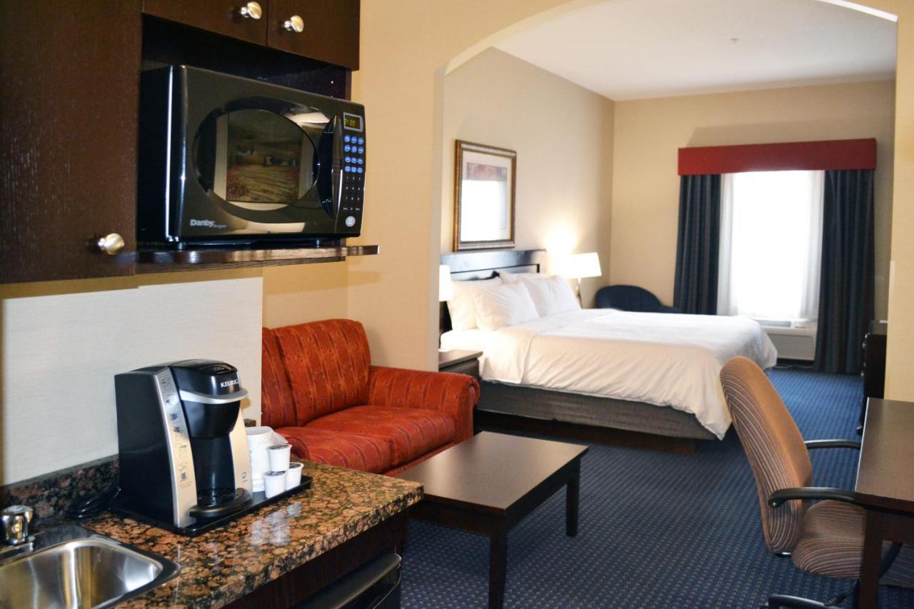 Holiday Inn Express Hotel & Suites Edson By Ihg Exteriör bild